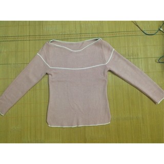 Áo len size S (chi tiết về sản phẩm ở phần mô tả)