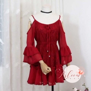 Váy đỏ hở vai điệu đà (ảnh thật ở cuối)
