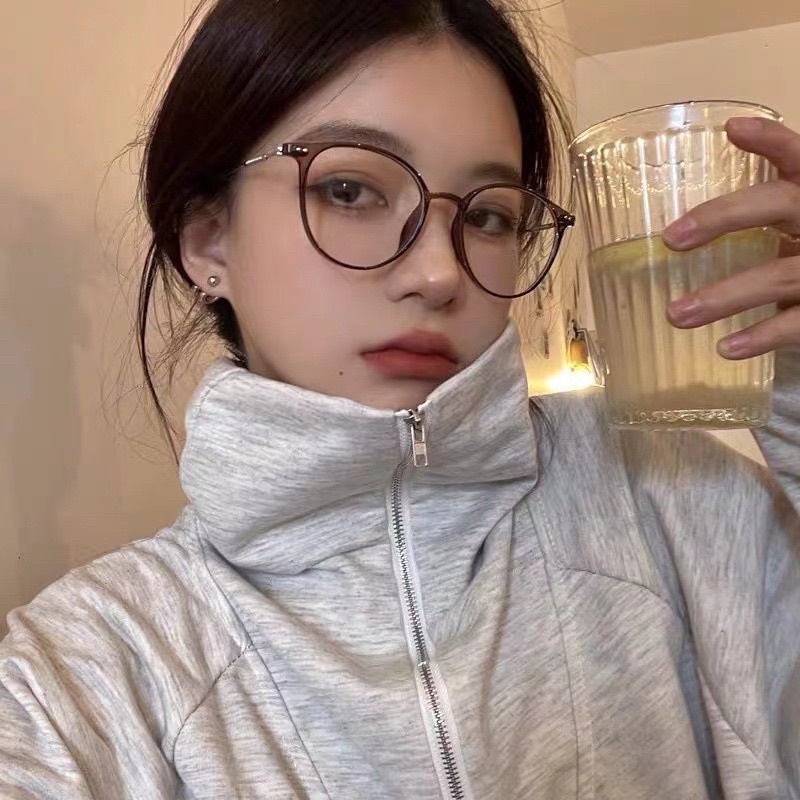 KÍNH TRÒN KHÁNH VY