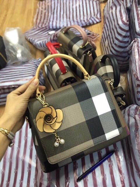 Túi công sở kẻ bbr cao cấp sang chảnh | BigBuy360 - bigbuy360.vn