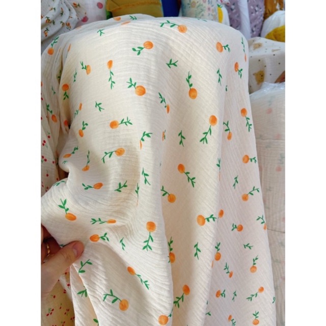 vải xô muslin hình quả quýt cam nền be xô 2 lớp loại 1 mềm mịn
