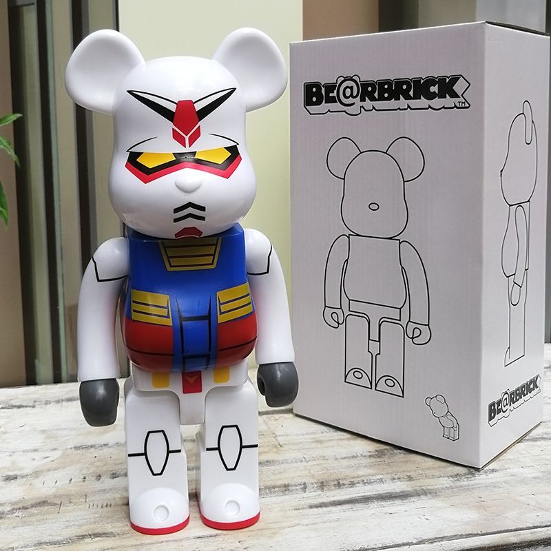 Mô hình Bearbrick Gundam 400%