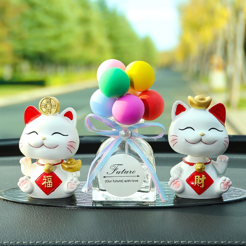 Decor mèo thần tài kết hợp cùng bình bóng trang trí taplo ô tô có tặng kèm sáp thơm