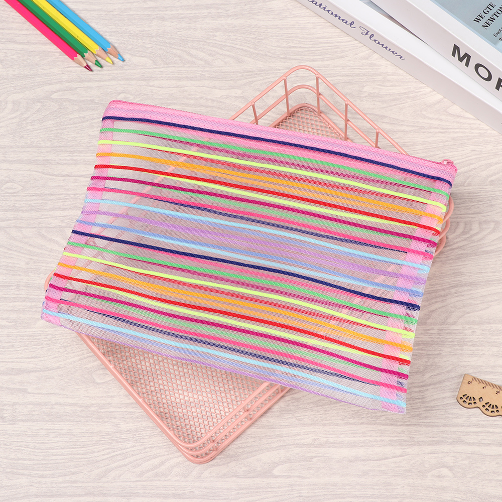 Túi đựng bút họa tiết sọc ngang nhiều màu sắc dễ thương