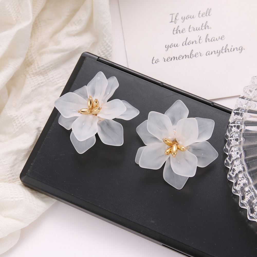 Xu hướng thời trang 2021 Hoa acrylic trắng Hoa tai treo Phụ nữ Acrylic chuỗi hợp kim Hoa tai mặt dây chuyền Hoa tai Hoa tai cưới Hàn Quốc
