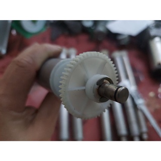 Rulo nhôm phi 33mm,dài 335mm,trục 8mm