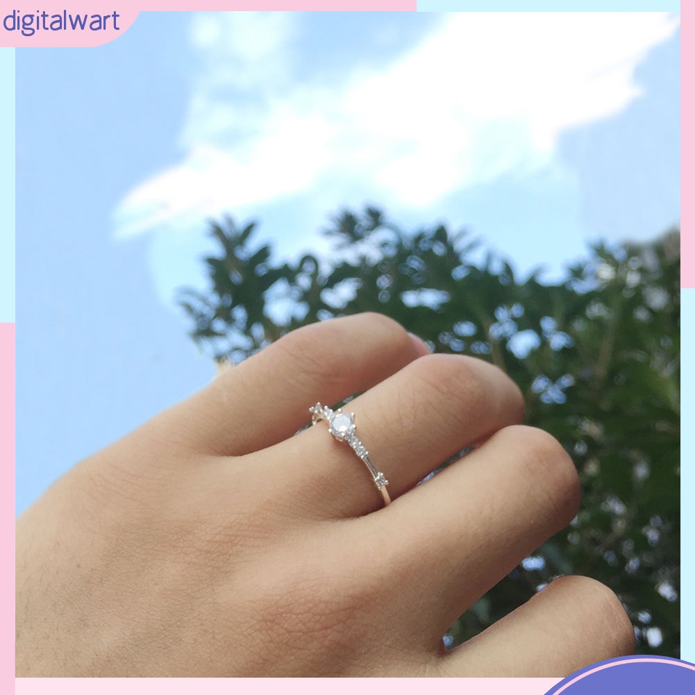 Nhẫn kim cương kiểu dáng đơn giản thanh lịch cho nữ