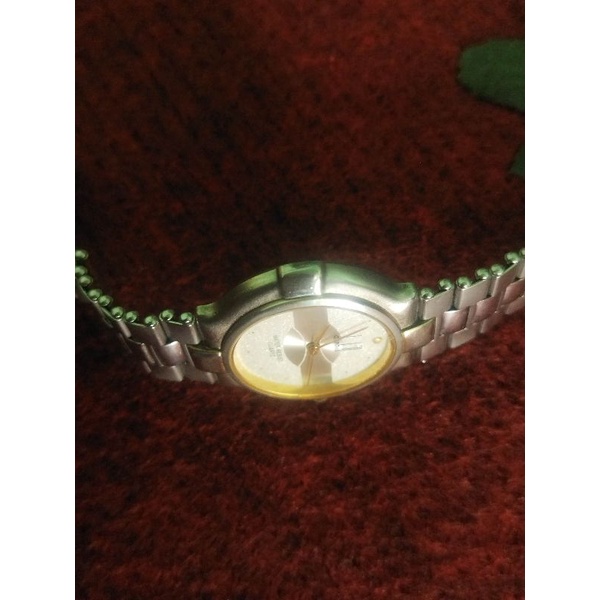 Đồng hồ nữ thương hiệu Dunhill Thụy Sĩ