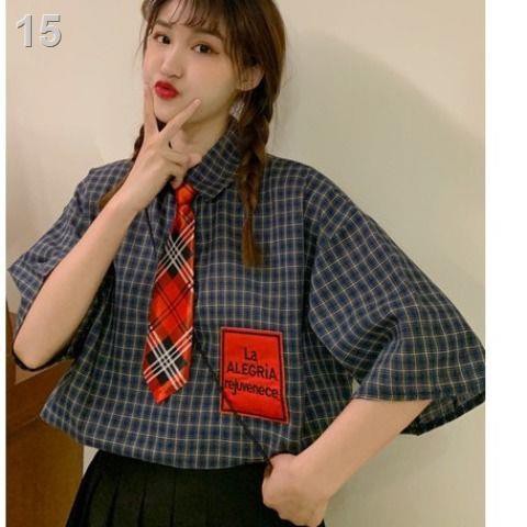 ◎net đỏ đồng phục mới của Nhật Bản JK retro phong cách đại học Hồng Kông sinh kẻ sọc ngắn tay áo sơ mi nữ cặp đôi mặc