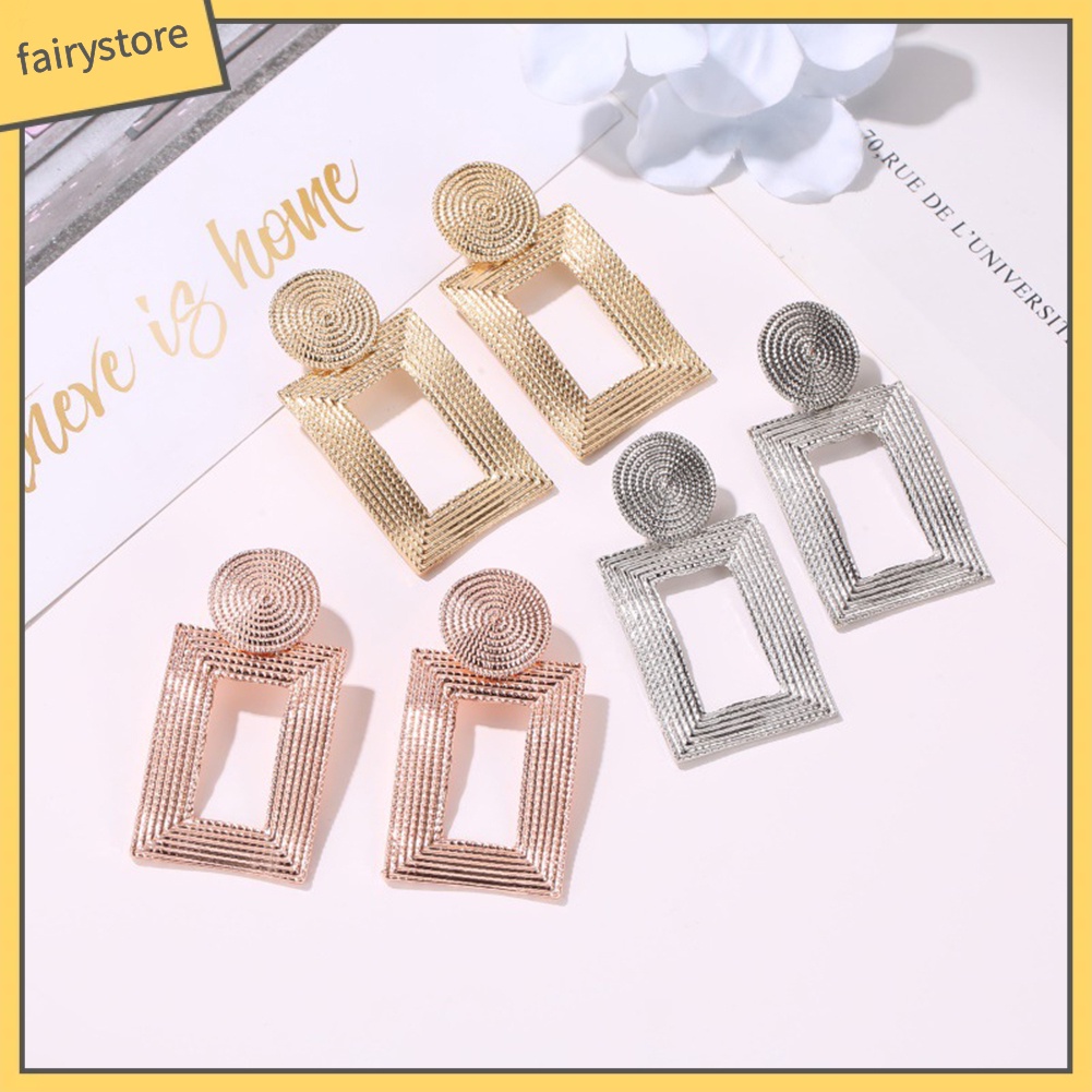 Khuyên Tai Nữ Trang Dáng Dài Tạo Hình Độc Đáo