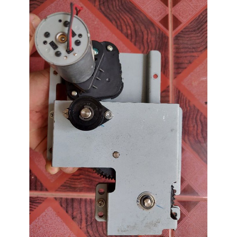 Bộ giảm tốc 12v-24v nhông sắt,motor Nisca Nhật.