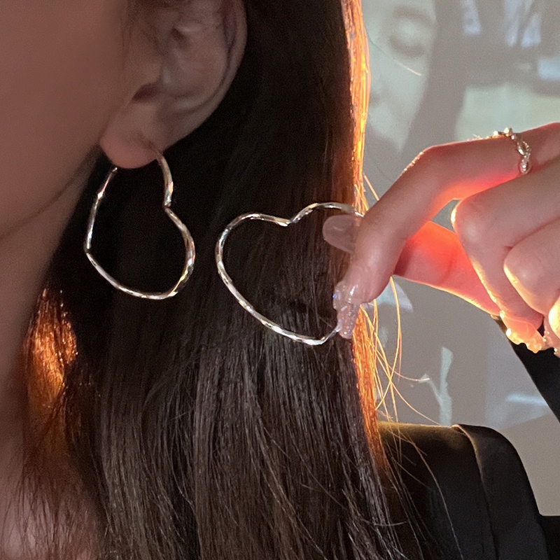 Khuyên Tai Hình Trái Tim Đơn Giản Thời Trang Hàn Quốc