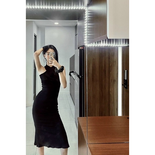 Đầm body cổ yếm chéo to không tay vải xốp nhún dáng dài qua gối 3 màu | BigBuy360 - bigbuy360.vn