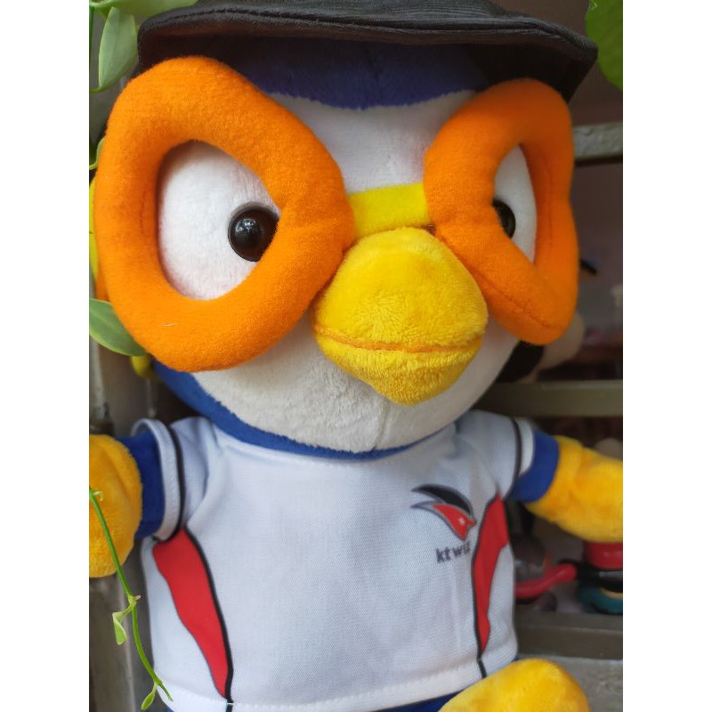Gấu bông chim Pororo mặc đồ chơi bóng chày size 30cm 50k🥰🥰🥰