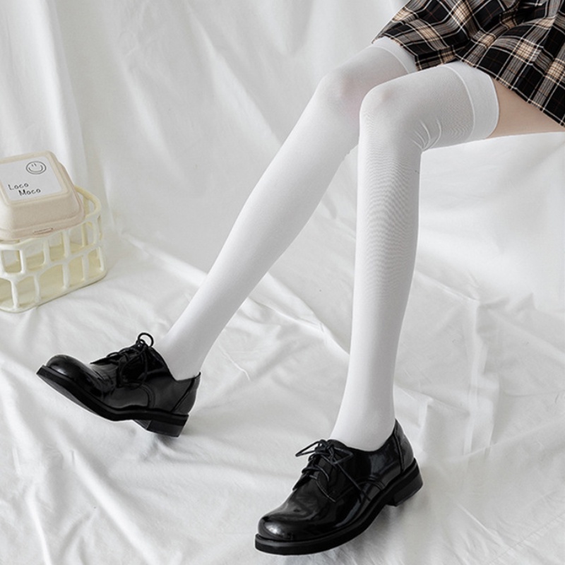 Đôi vớ FHYL cổ cao vải nhung mỏng màu đen/ trắng thời trang mùa hè dành cho nữ