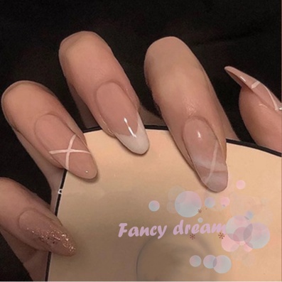 Set 24 Móng Tay Giả Trang Trí