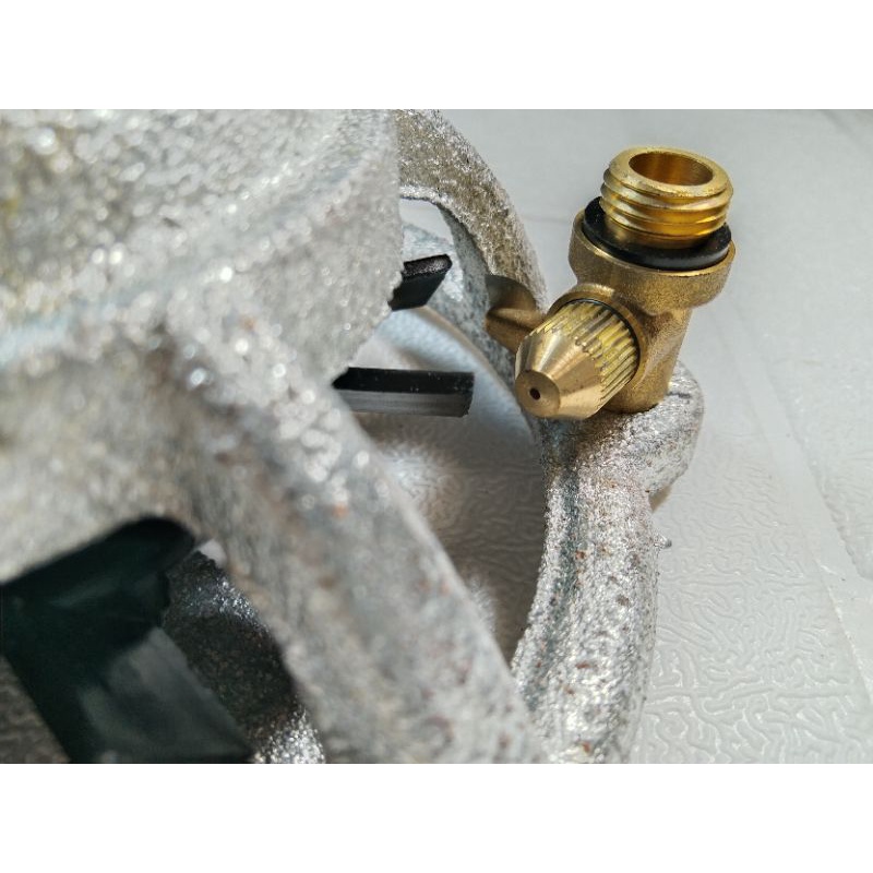 Trộn hoá chất bồn xịt - dùng để trộn, đảo các chất hoá học đảm bảo an toàn cho người lao động