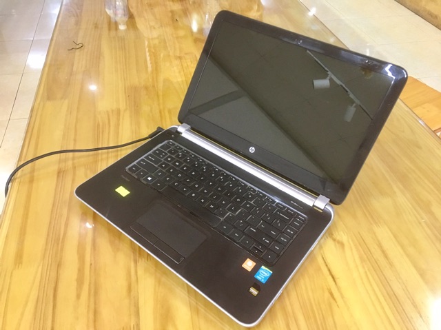 HP Pavilion 14 core i5 VGA rời