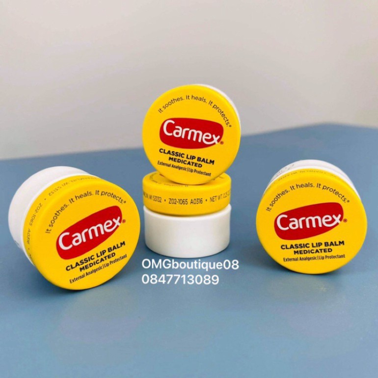 Son dưỡng môi Carmex hũ sáp