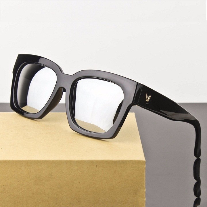 Kiếng mắt nam nữ thời trang