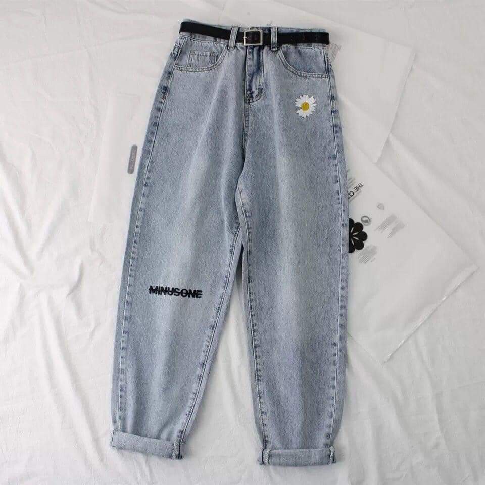 Quần baggy jean nữ thêu hoa cúc chữ MINUSONE F08 | BigBuy360 - bigbuy360.vn