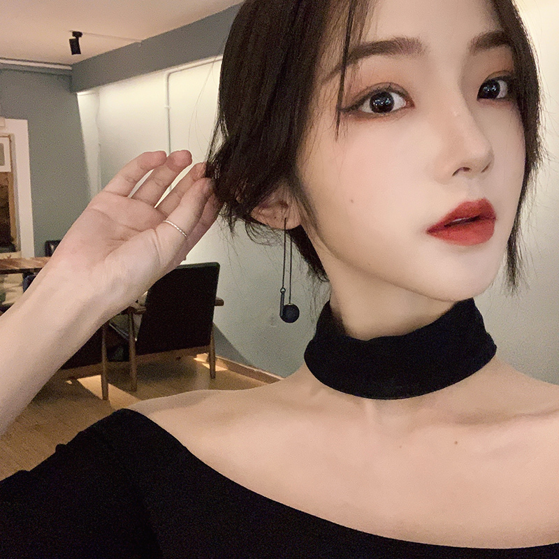 Khuyên Tai Nữ Hình Tròn Tua Rua Màu Đen Phong Cách Vintage Hàn Quốc