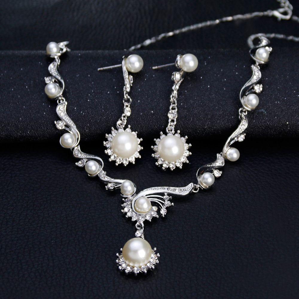 Bộ Vòng Cổ Choker Mặt Hoa Hướng Dương Cho Lễ Tình Nhân