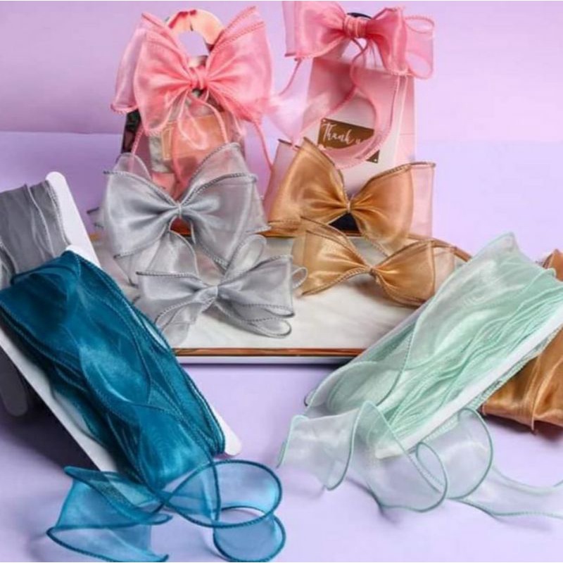 Ruy băng bèo nhún