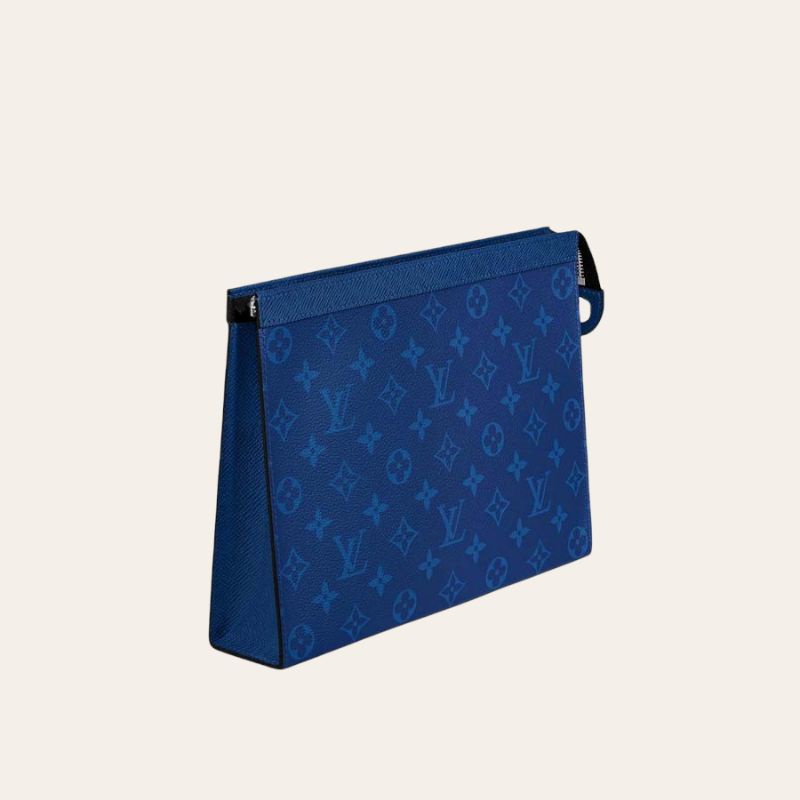 Túi Louis Vuitton Pochette Voyage MM Clutch Bag Taigarama M30423 Màu Xanh Blue