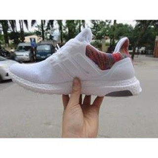 Giầy Ultra Boost ( gót thổ cẩm)