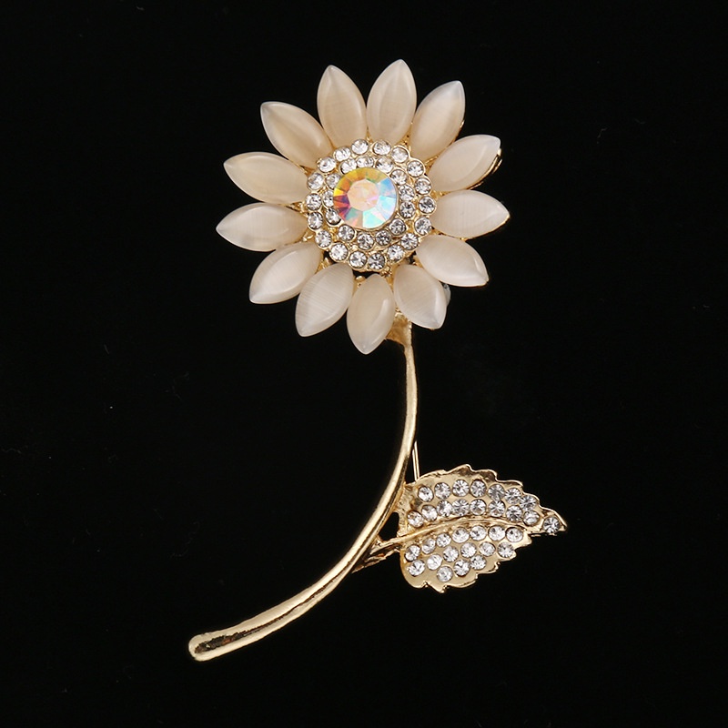 Trâm Cài Áo Đính Đá Và Ngọc Trai Cao Cấp Thời Trang