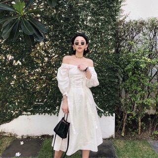 Đầm trễ vai