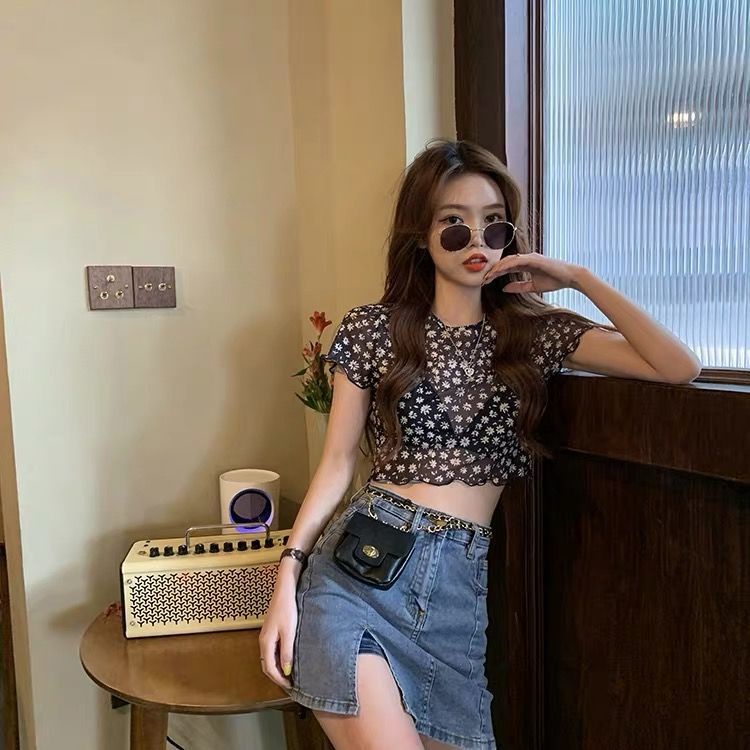 Áo Croptop Tay Ngắn Phối Lưới Trong Suốt In Hoa Thời Trang Mùa Hè Quyến Rũ Cho Nữ