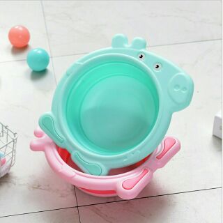Chậu rửa mặt gấp gọn cho bé