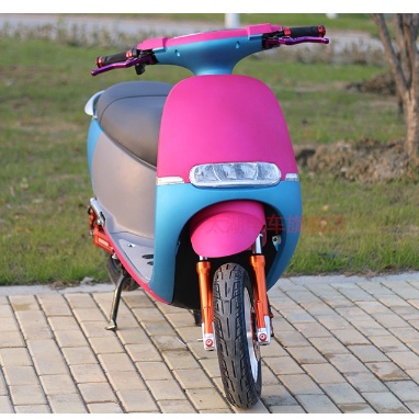 Để chân xe điện Gogo chính hãng giá 1 đôi