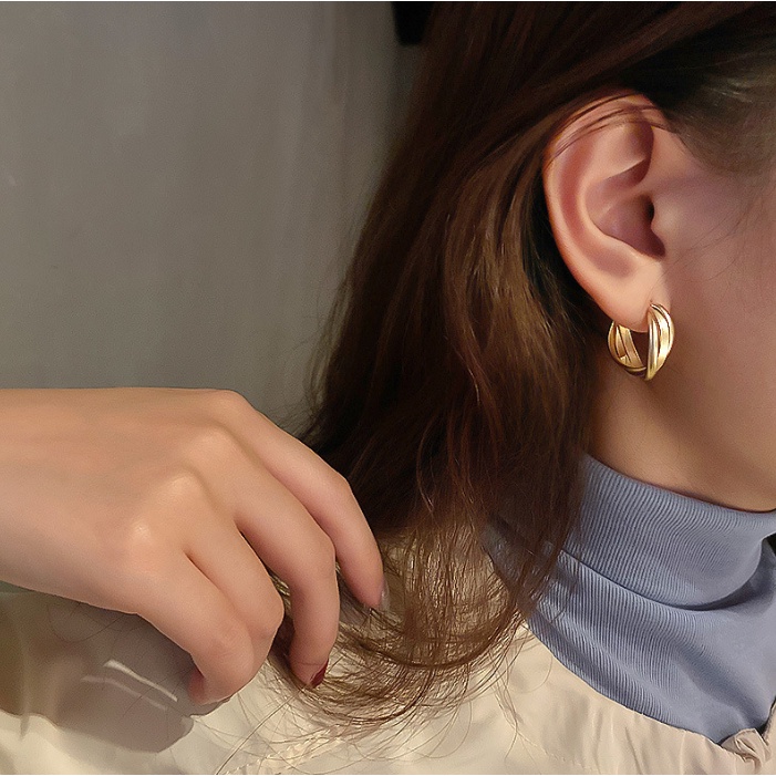 📛 RẺ VÔ ĐỊCH 📛 Khuyên bông tai kim loại vắt mạ vàng sang chảnh hot trend phong cách hàn quốc