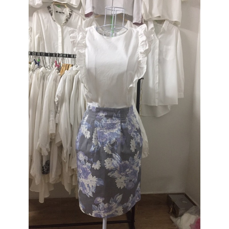 chân váy hoa-giá 110k