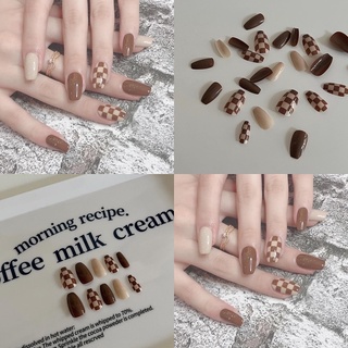 Nail box hộp móng tay giả
