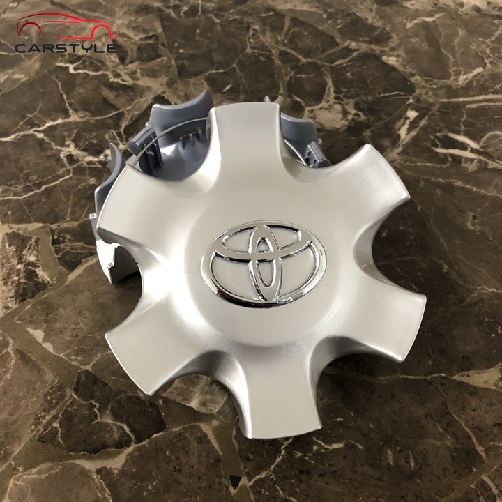 Logo chụp mâm, ốp lazang bánh sau xe ô tô Toyota Fortuner 2005-2011 và Toyota Hilux 2008-2012: TY-088 A