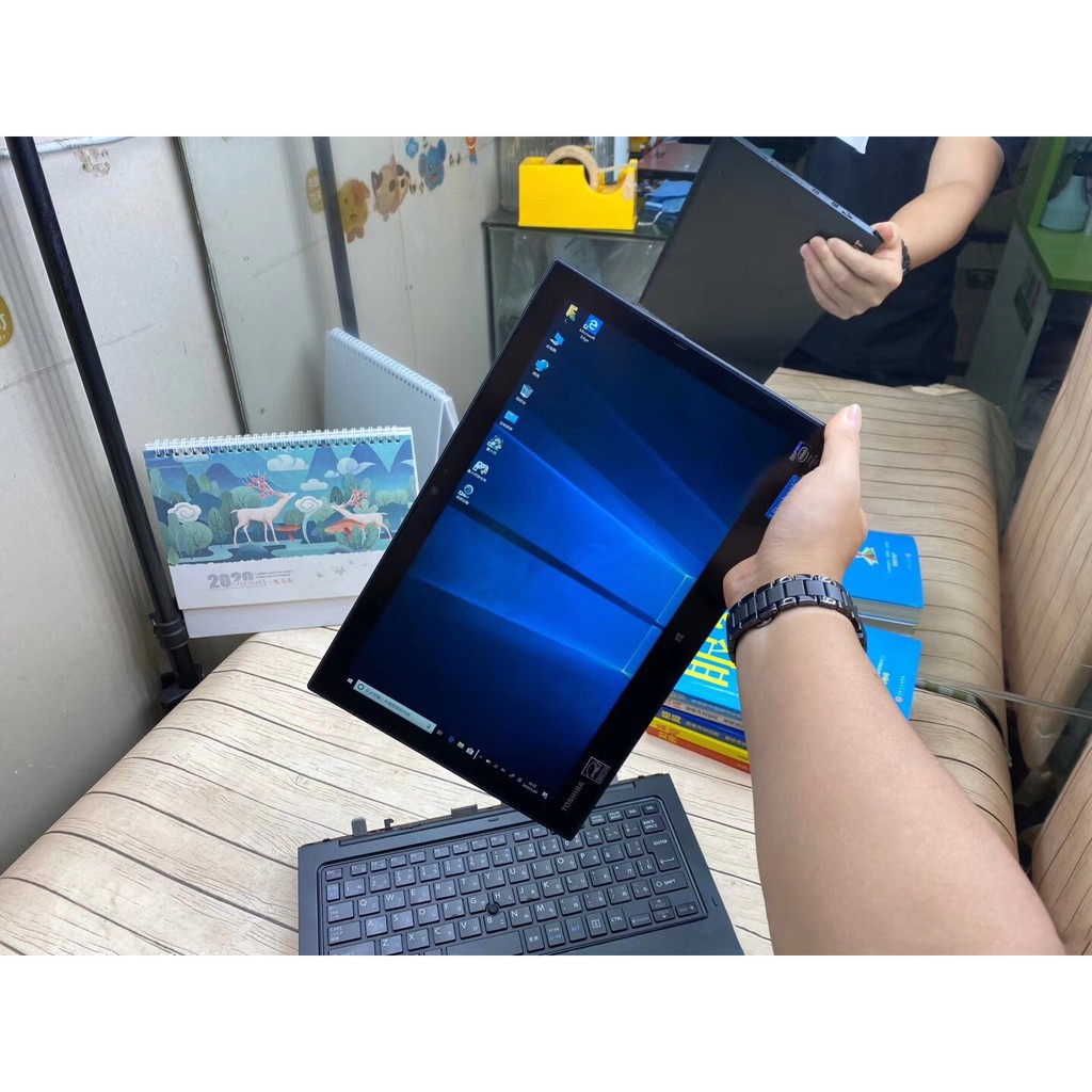 Laptop 2 trong 1 kiêm máy tính bảng Toshiba Portege Z20T / R82 Core M5, 4gb Ram, 256gb SSD, 12.5inch Full HD cảm ứng | BigBuy360 - bigbuy360.vn