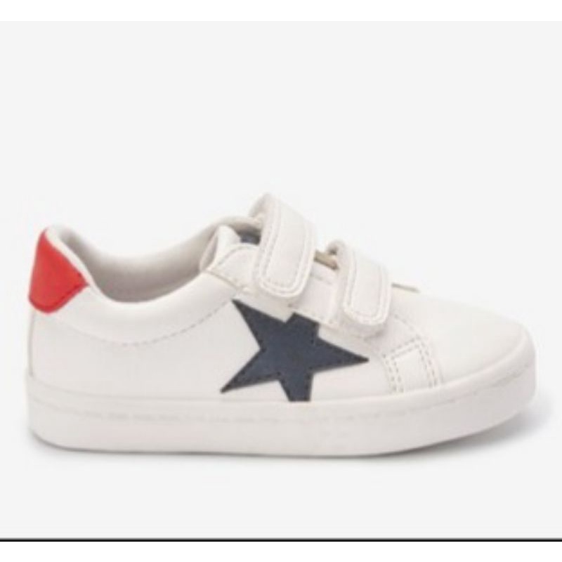 GIÀY BATA TRẮNG BÉ TRAI QUAI DÁN