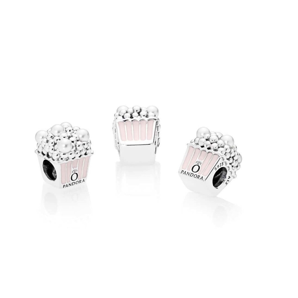 Vòng Tay Charm Của Bắp Rang