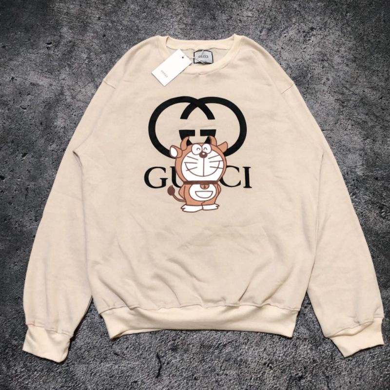 Áo Sweater cổ tròn in hình Doraemon Gucci cá tính