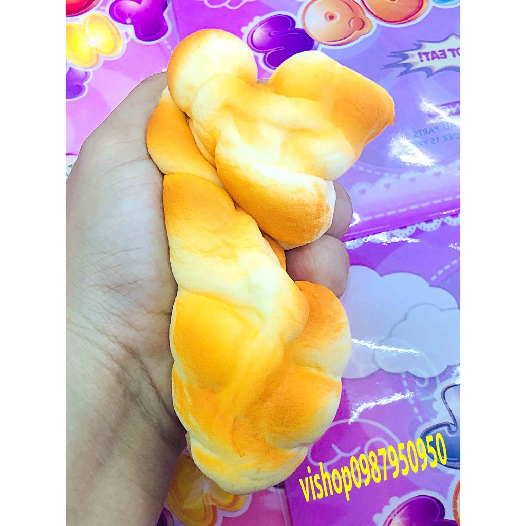 SQUISHY BÁNH MỲ DÀI HOA CÚC