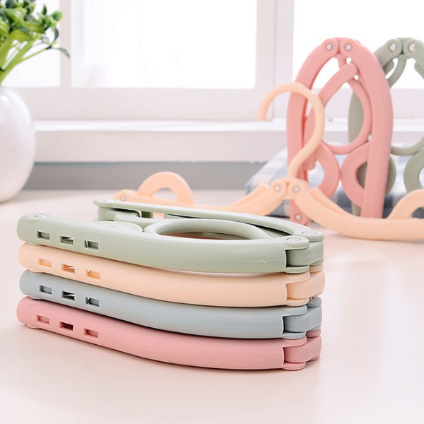 Móc nhưa treo quần áo gấp gọn thông minh du lịch/ tiết kiệm không gian