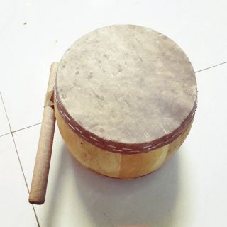 Combo Trống múa lân cho bé, đường kính 13cm, chiều cao 5cm.