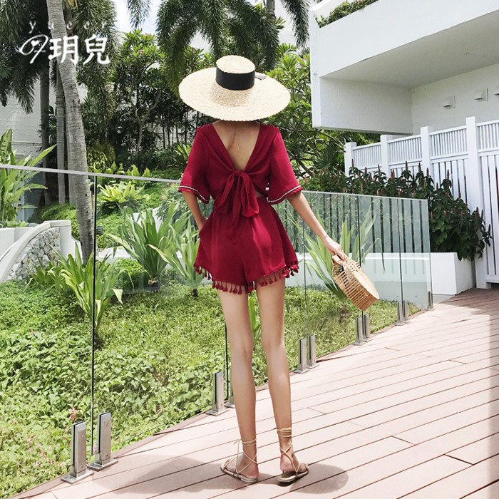 Jumpsuit Hai Dây Cổ Chữ V Dáng Rộng Thời Trang Đi Biển Cá Tính | BigBuy360 - bigbuy360.vn