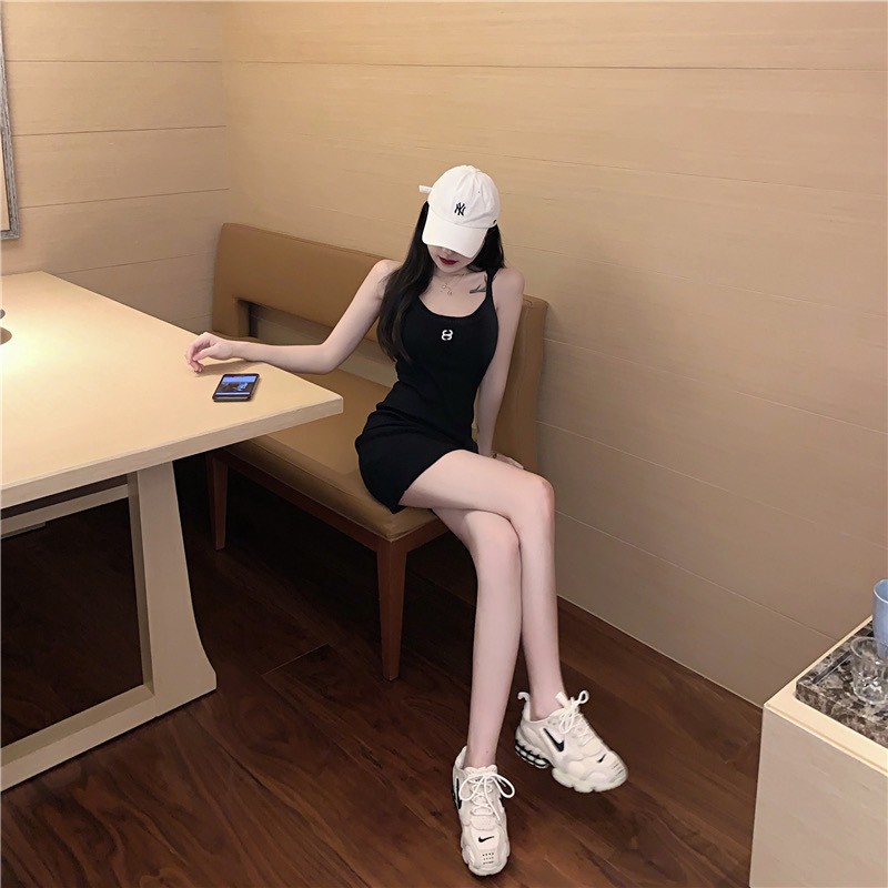 Đầm Ôm Dệt Kim Trễ Vai Tôn Dáng Quyến Rũ Cho Nữ | BigBuy360 - bigbuy360.vn