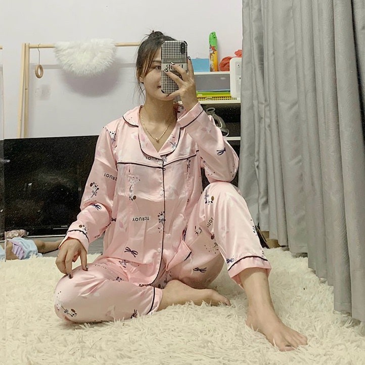 Bộ PIJAMA Lụa Bầu Và Sau Sinh 2 Chức Năng Cho Bé Ti Dài Tay Quần Dài Họa Tiết Dễ Thương HT4620 Honey Mommy