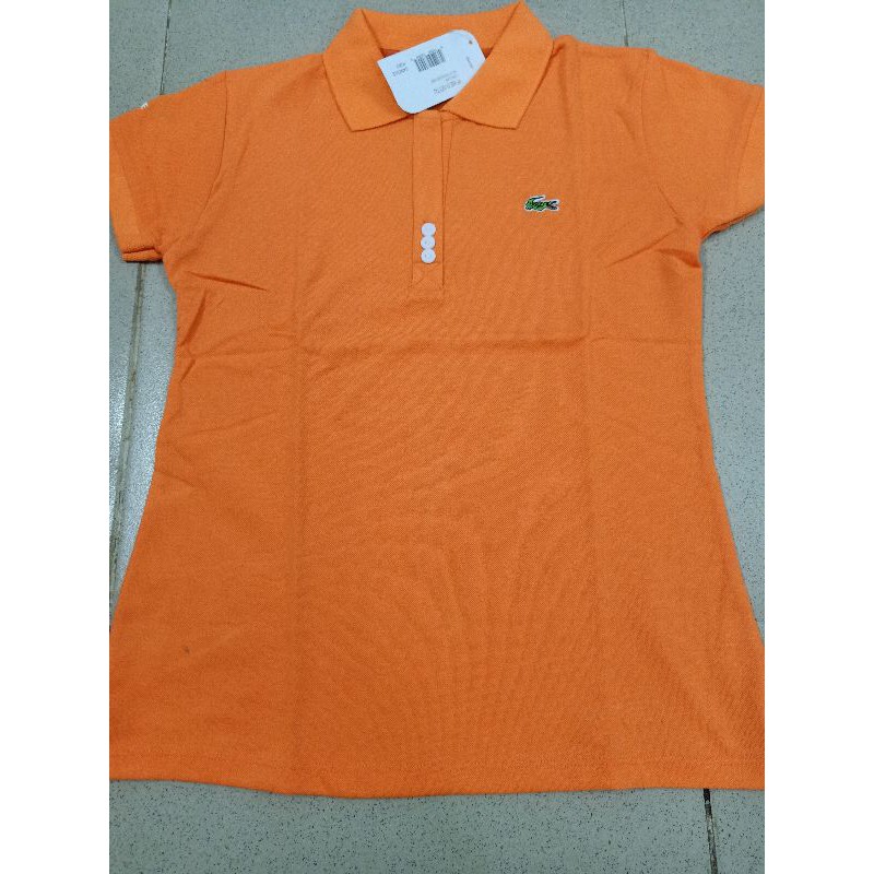 Áo thun cổ trụ cài nút